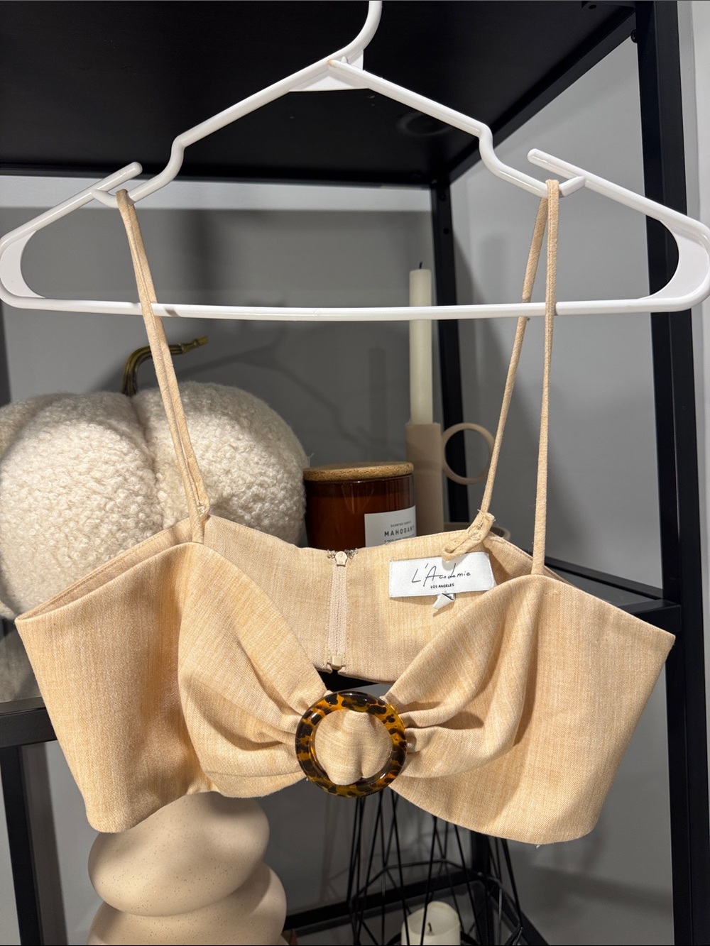 041. Beige Bow-Front Crop Top with Tortoiseshell Ring